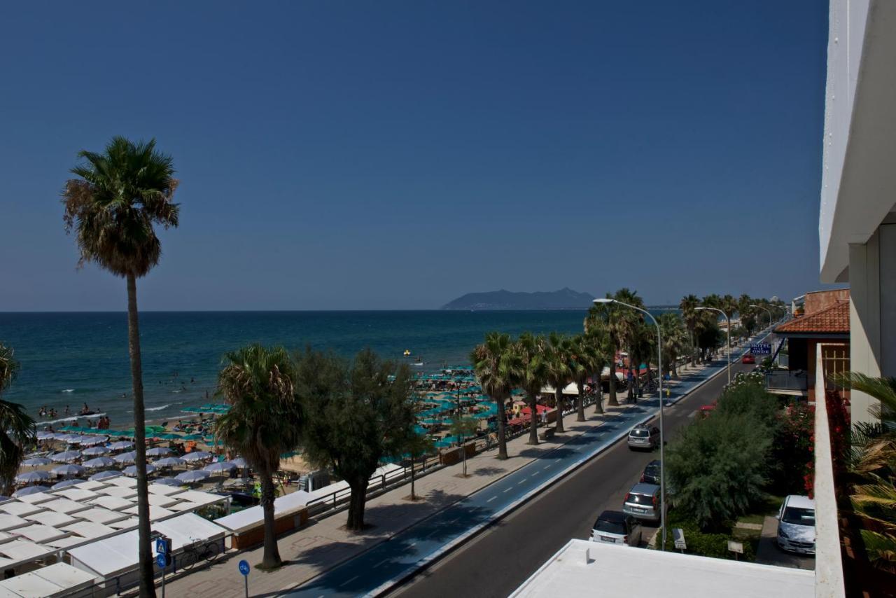 Hotel Ristorante Centosedici Terracina Zewnętrze zdjęcie