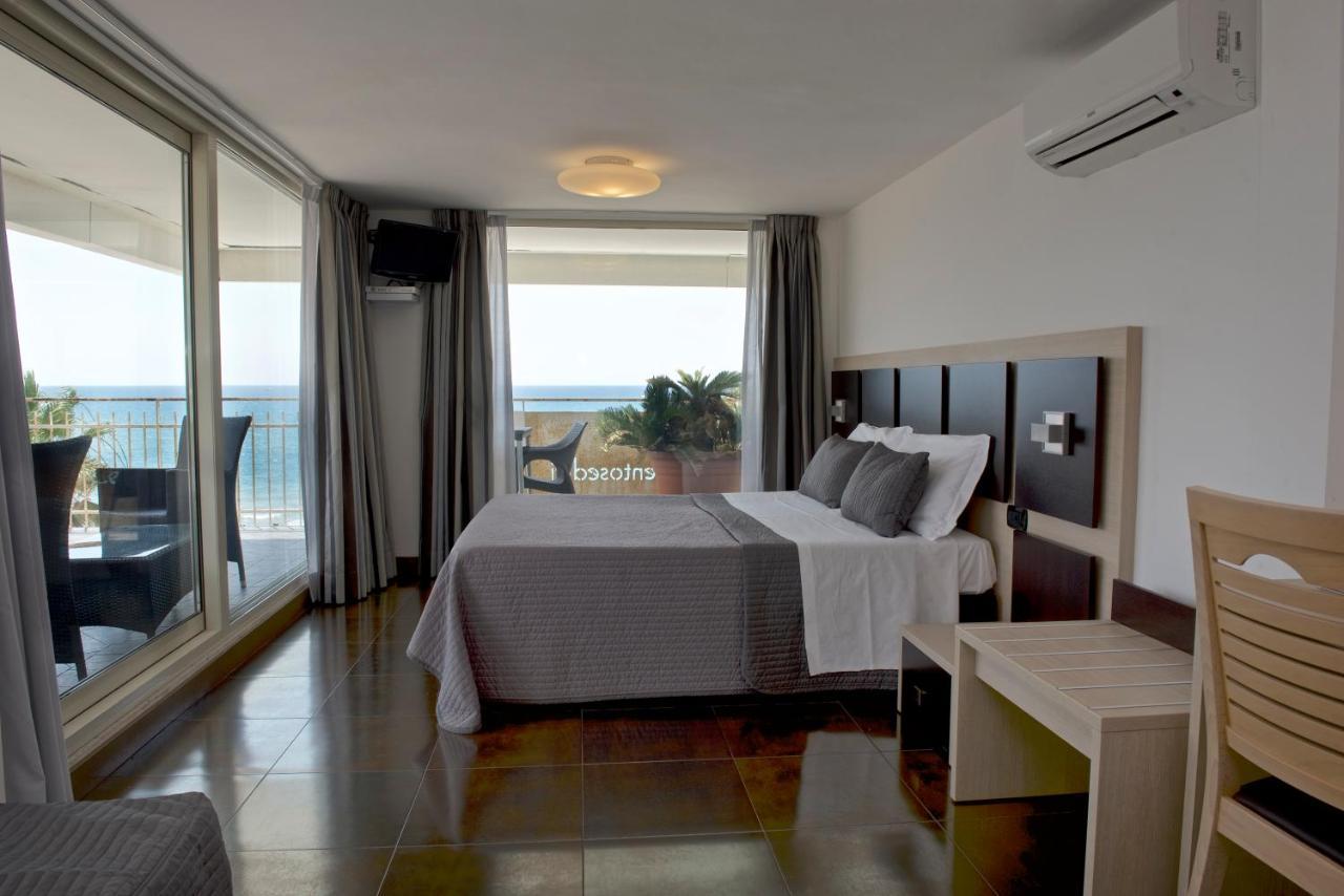Hotel Ristorante Centosedici Terracina Zewnętrze zdjęcie
