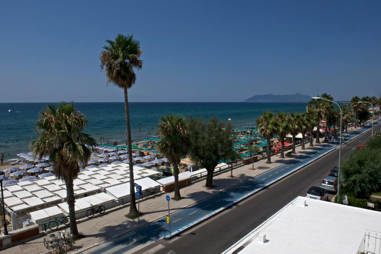 Hotel Ristorante Centosedici Terracina Zewnętrze zdjęcie